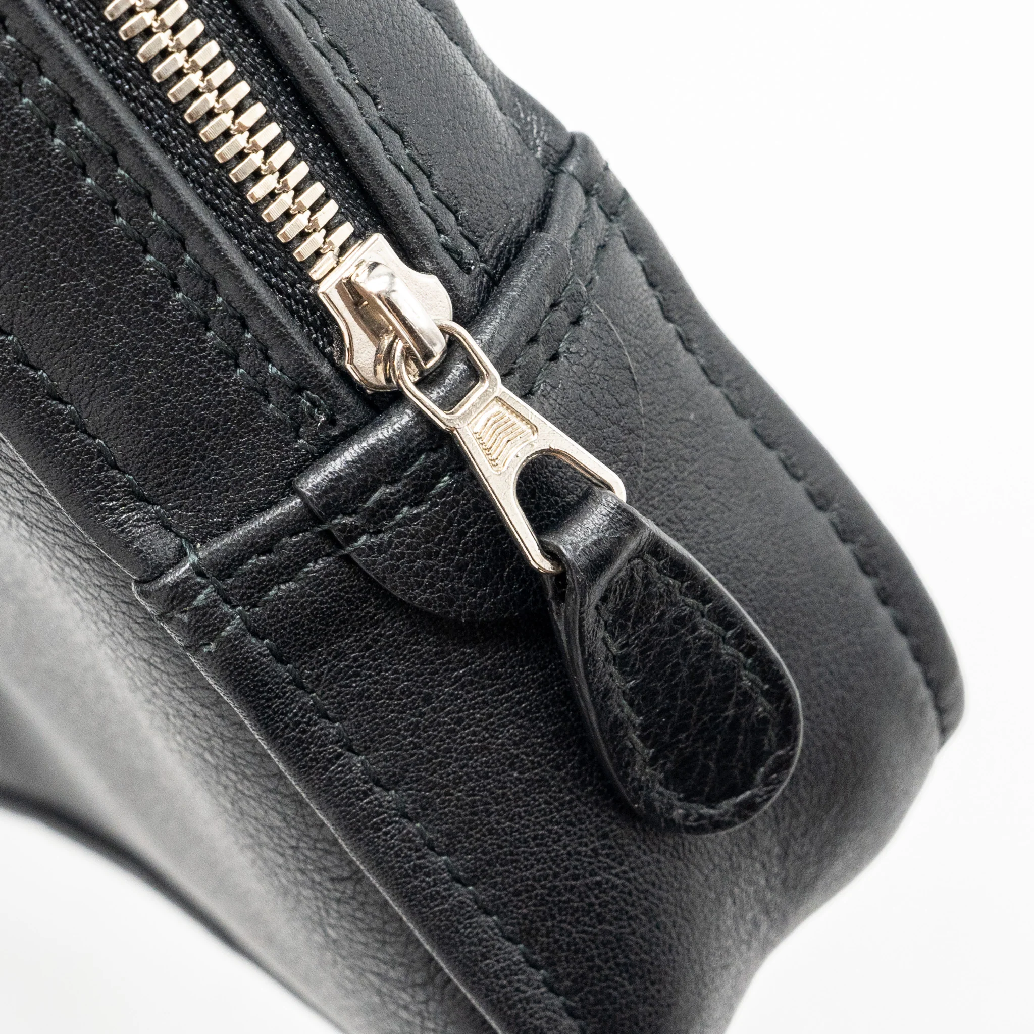 Balenciaga triangle zip clutch calfskin black SHW - Image 11
