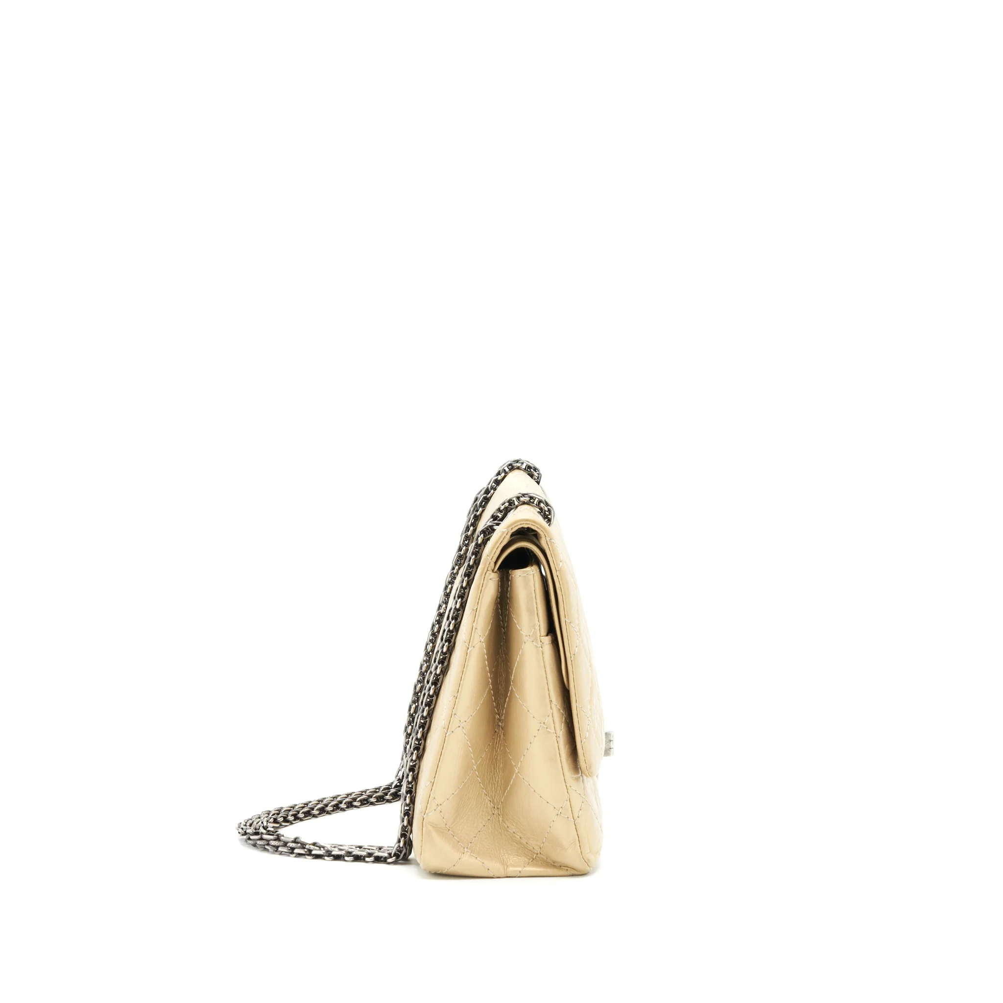 Chanel 2.55 Reissue 226 Double Flap Bag Ruthenium Hardware - Image 3