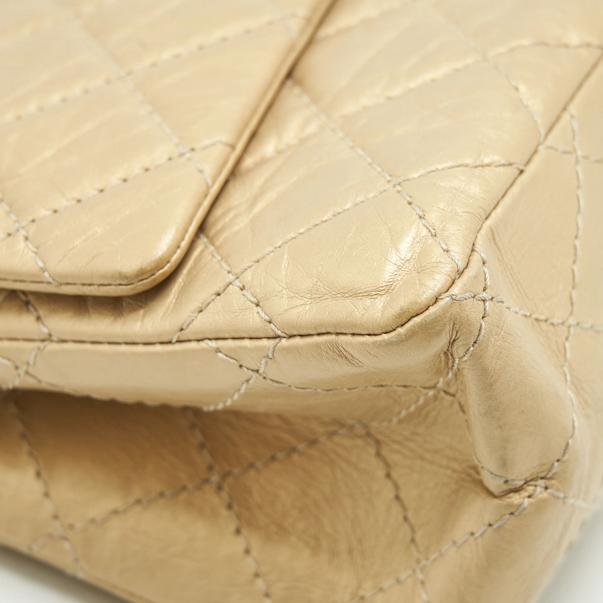 Chanel 2.55 Reissue 226 Double Flap Bag Ruthenium Hardware - Image 8