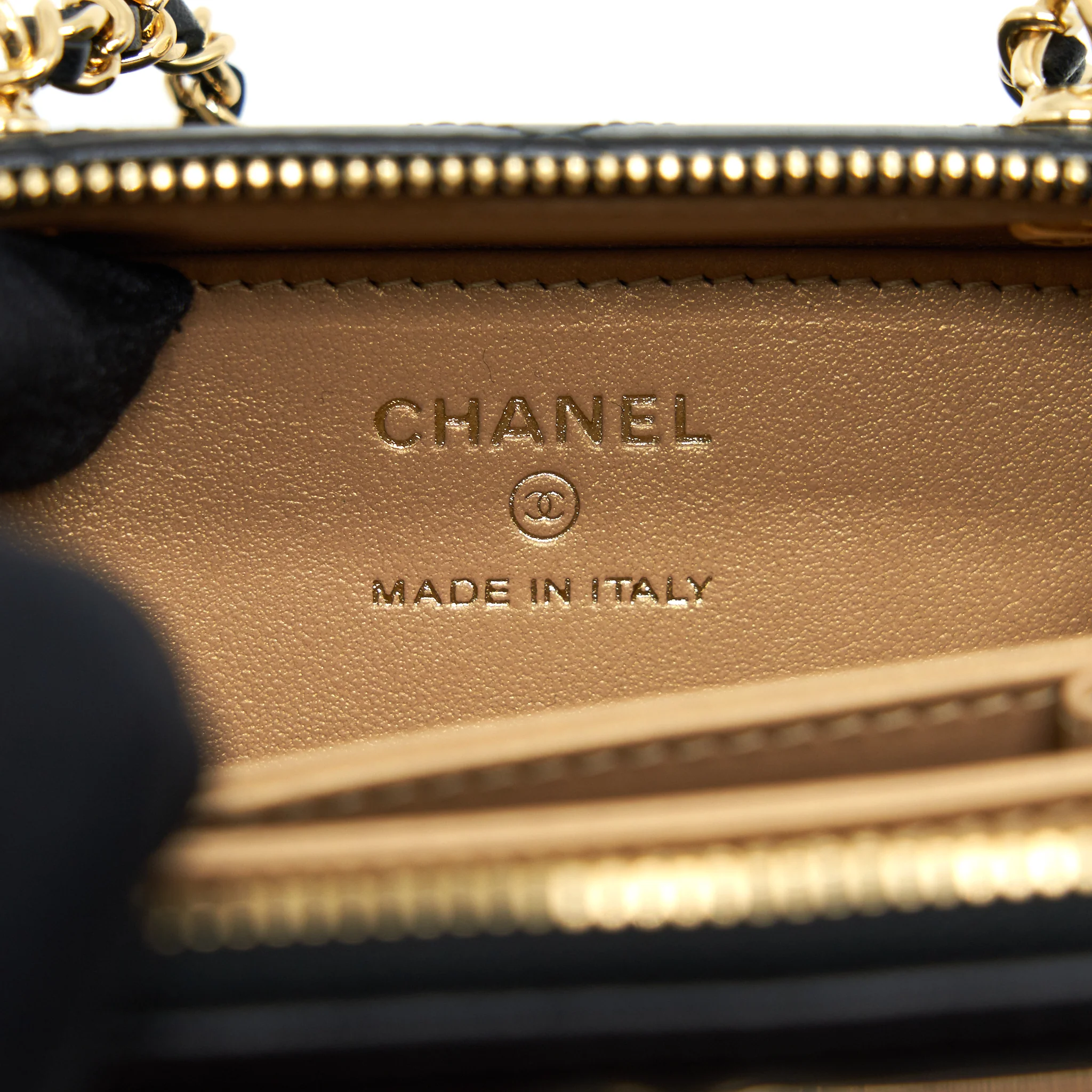 Chanel 21K Mini Clutch With Chain Black GHW - Image 7
