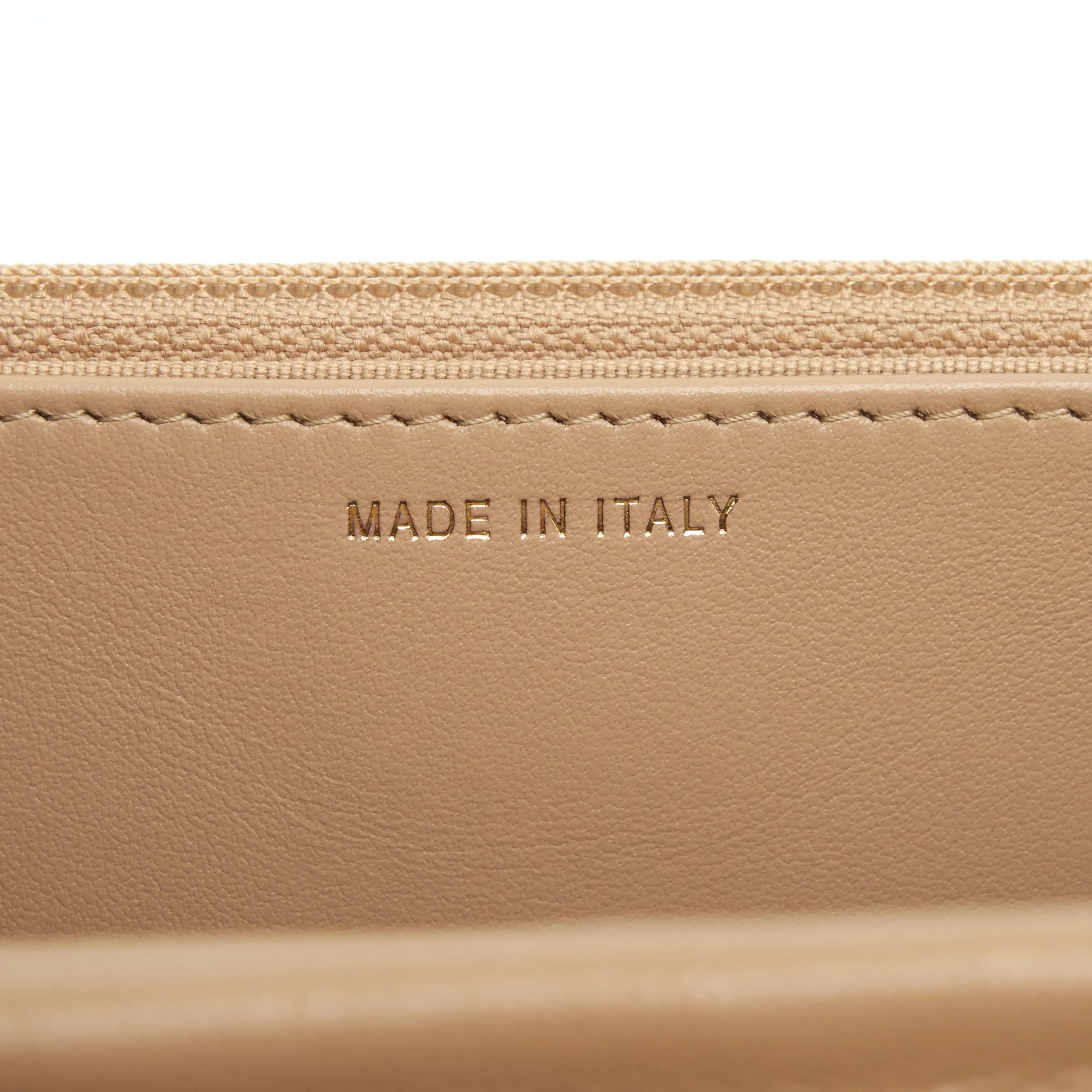 Chanel 22S detailed Logo Wallet on chain Caviar Dark beige with LGHW (microchip) - Image 10