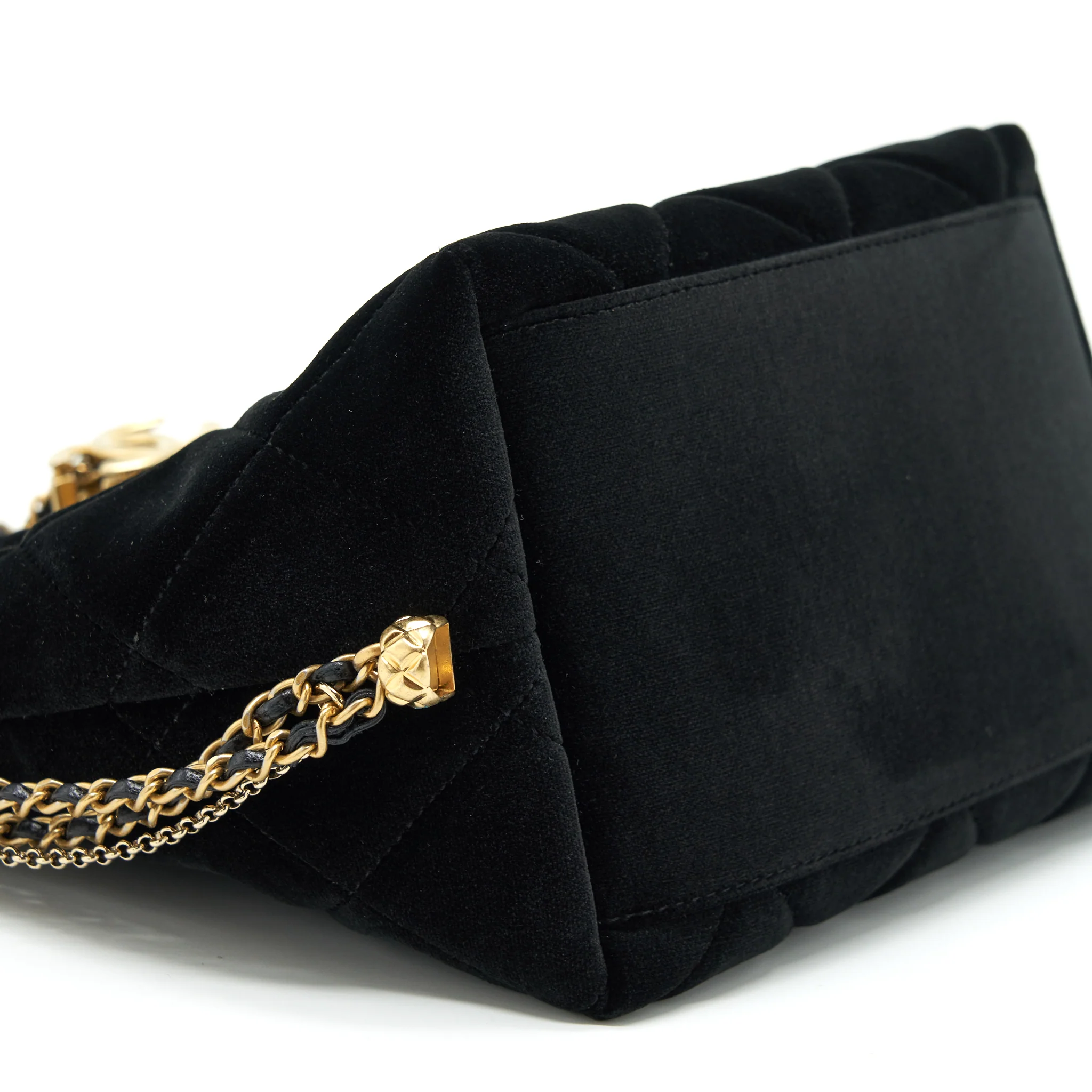 Chanel Bucket Bag Velvet Black GHW - Image 8