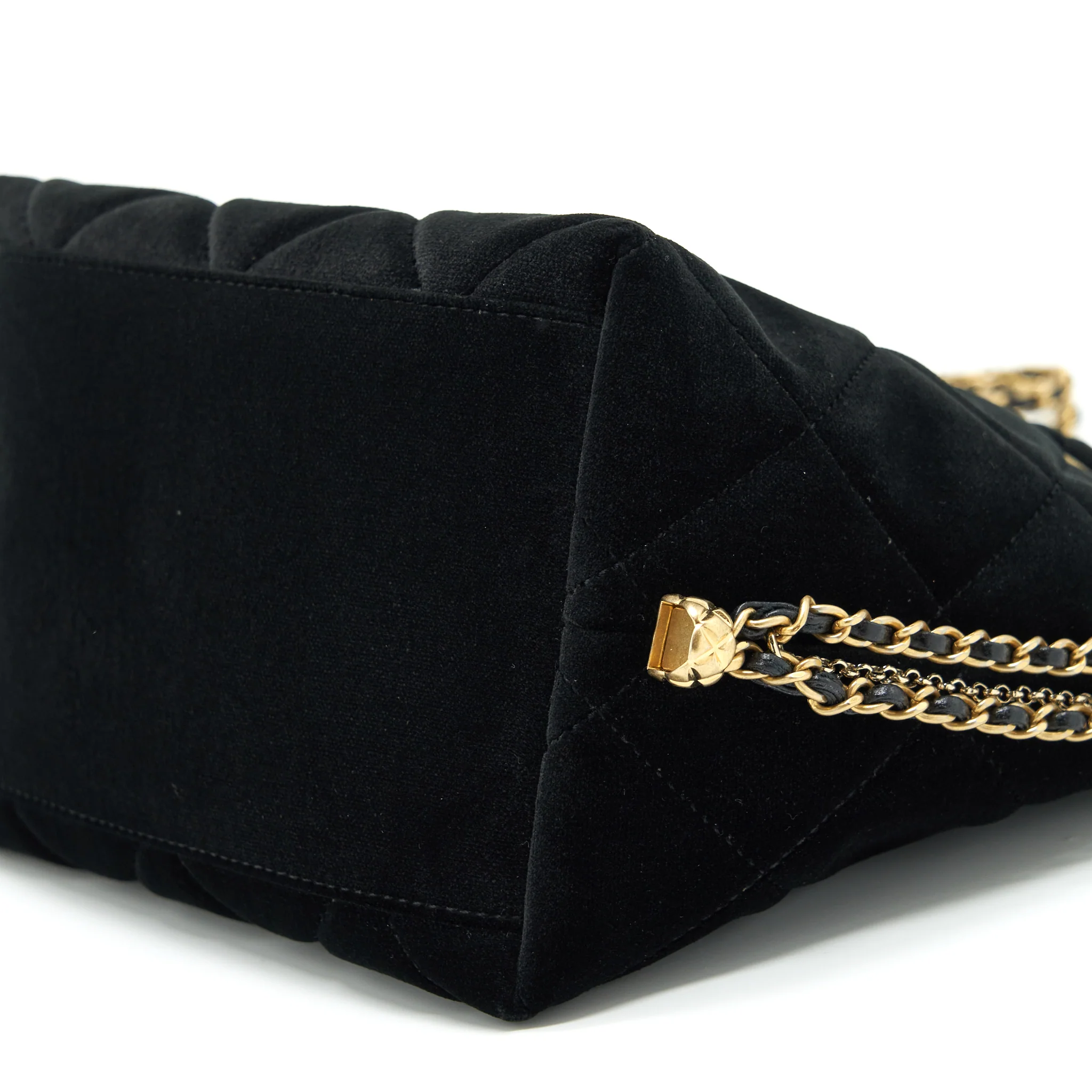 Chanel Bucket Bag Velvet Black GHW - Image 9
