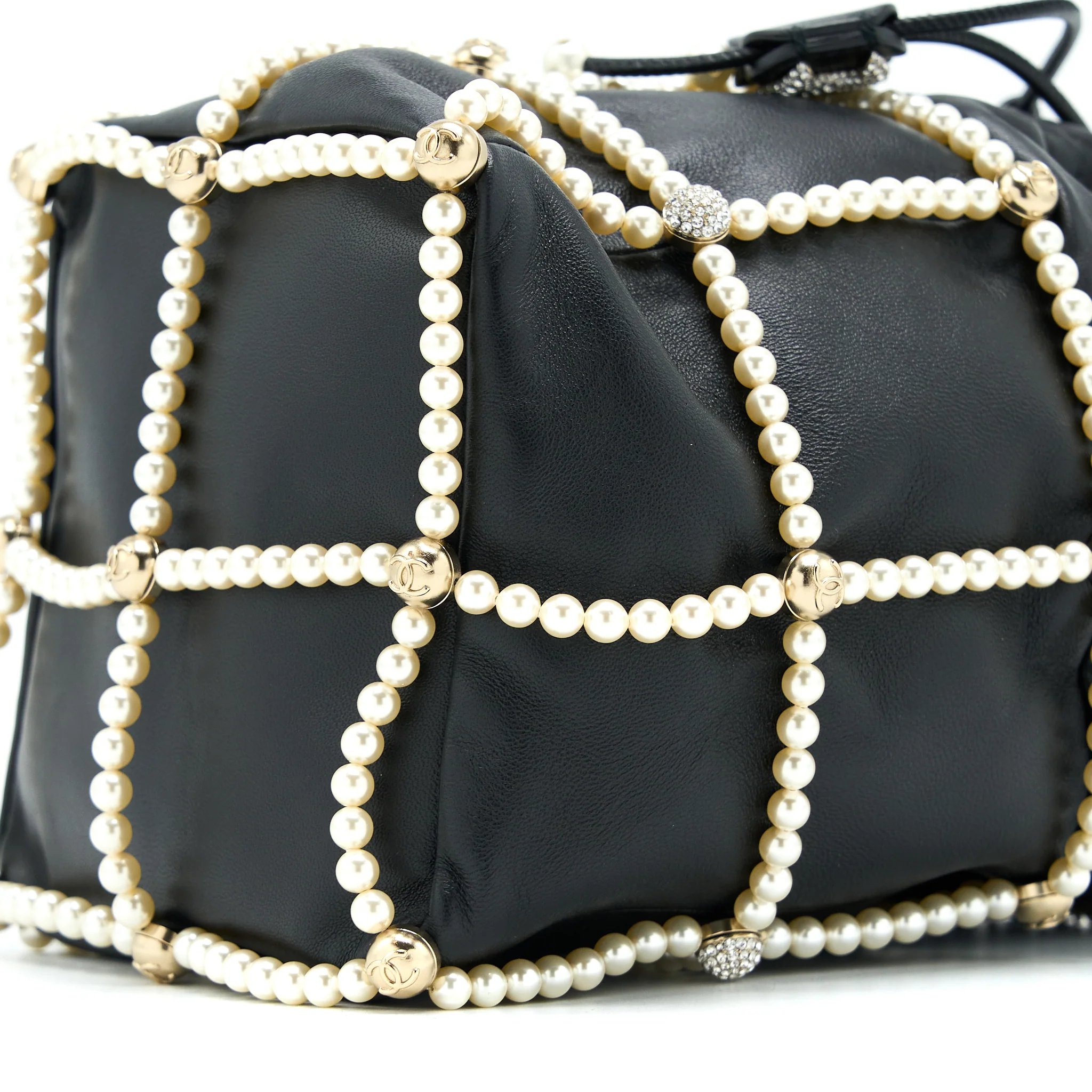 Chanel Bucket Crystal CC Logo Pearl Chain Bag Lambskin Black SHW - Image 10