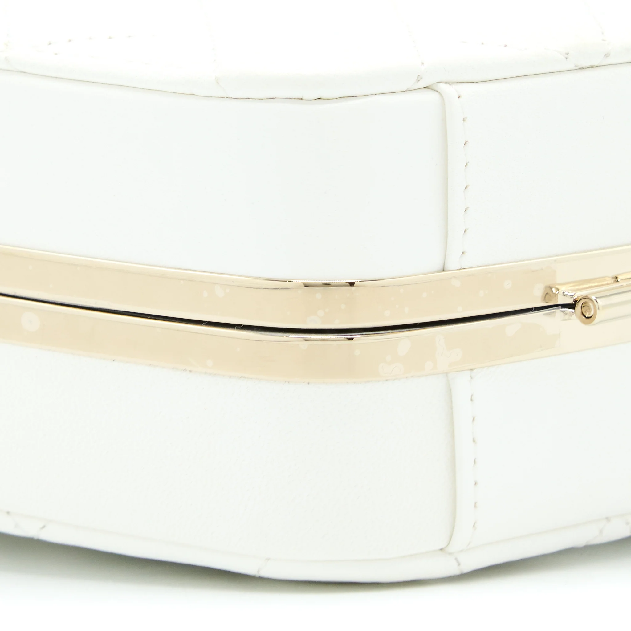 Chanel Quilted Clutch Bag Lambskin White LGHW - Image 6