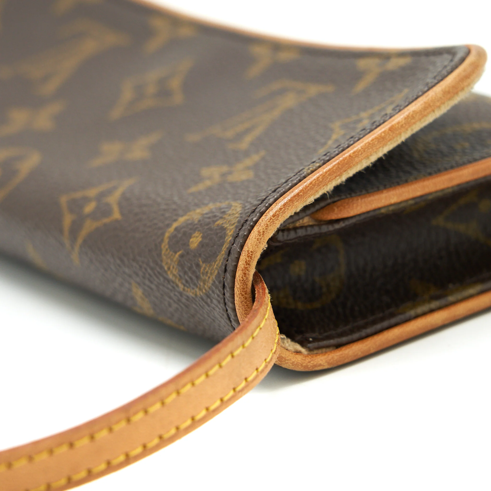Louis Vuitton Vintage Pochette twin PM crossbody bag Monogram - Image 7