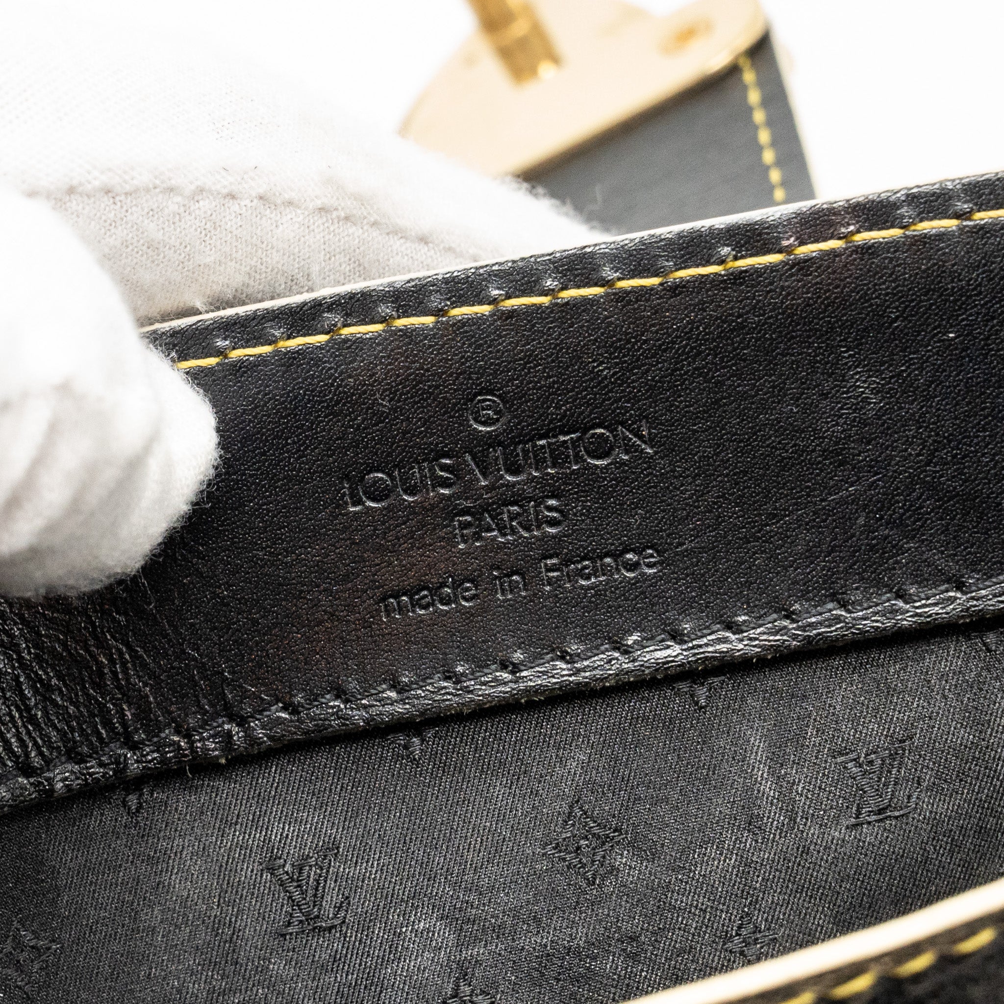 Louis Vuitton Vintage Shoulder Bag Black GHW - Image 16