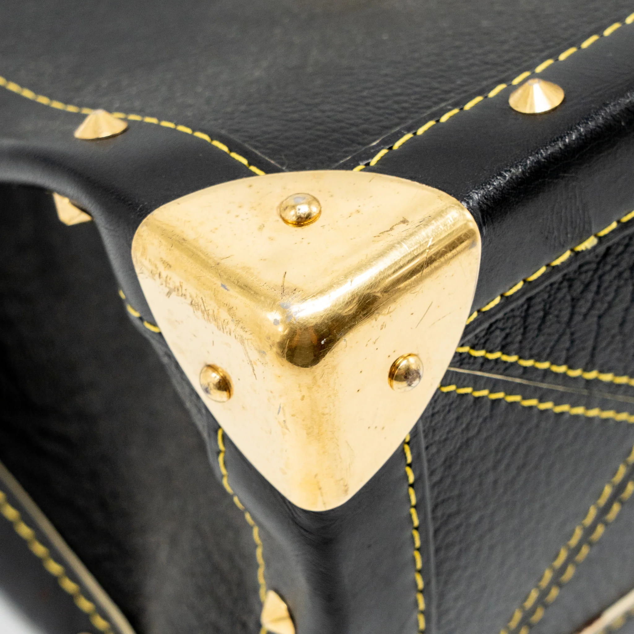 Louis Vuitton Vintage Shoulder Bag Black GHW - Image 9