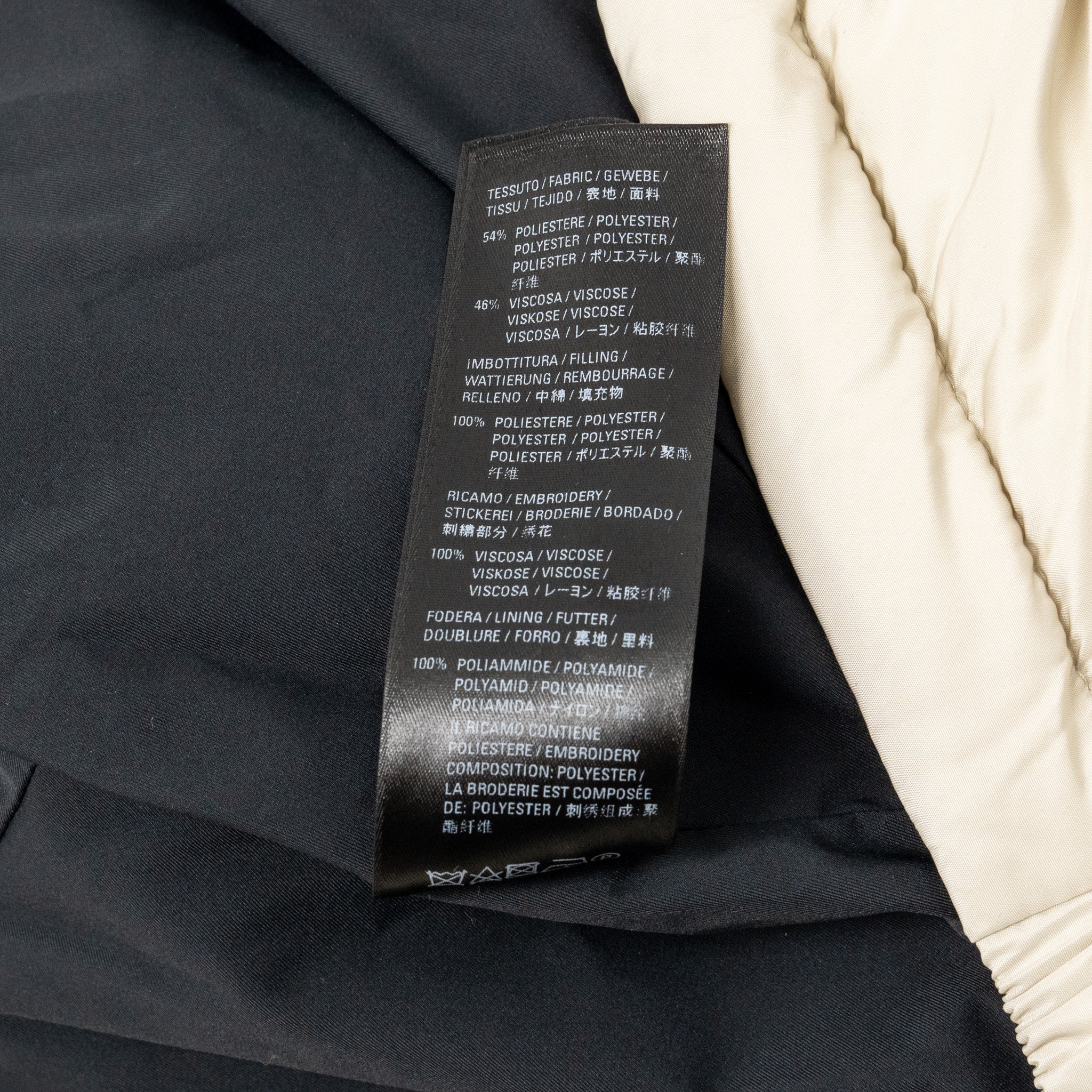 Balenciaga Size 36 Puffer Jacket Polyester/Viscose White with Black Hardware - Image 10